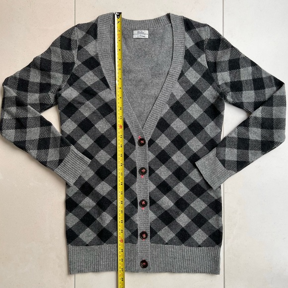 * SOLD * Madewell Wallace 100% Merino Wool Plaid Cardigan - Picture 8 of 13